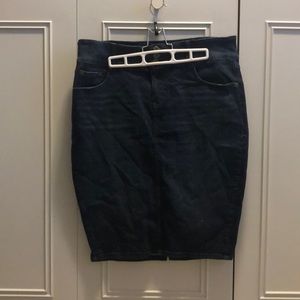 Denim skirt
